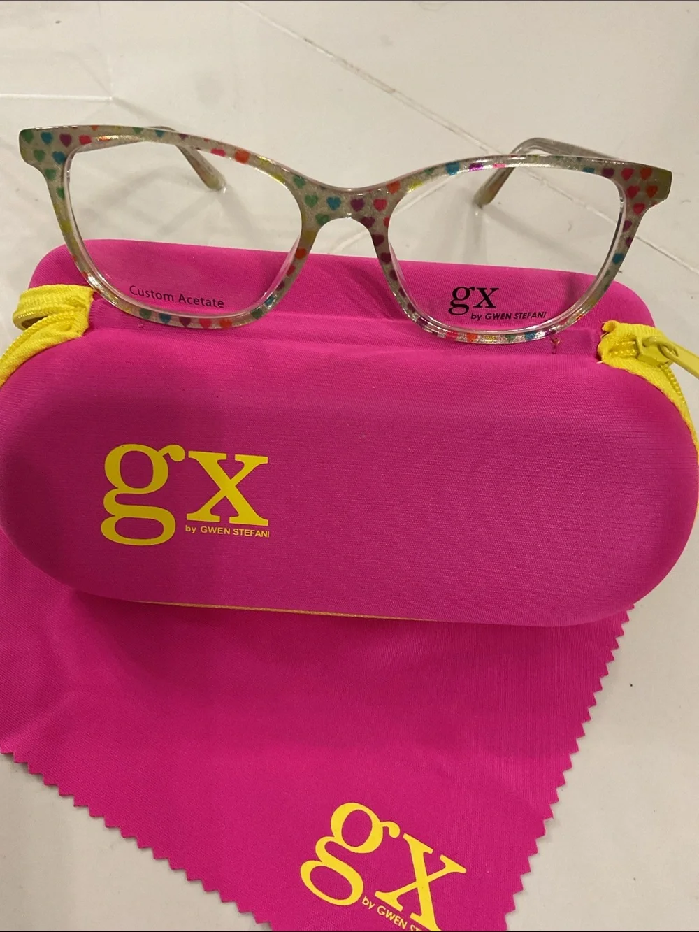 NWT GX by Gwen Stefani Eyewear, Heart Dots GX837